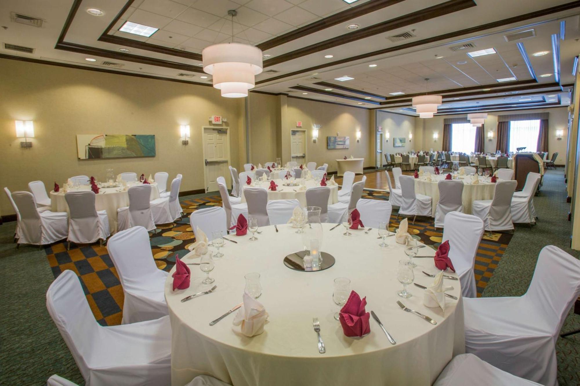 Hilton Garden Inn Dulles North Ашберн Экстерьер фото