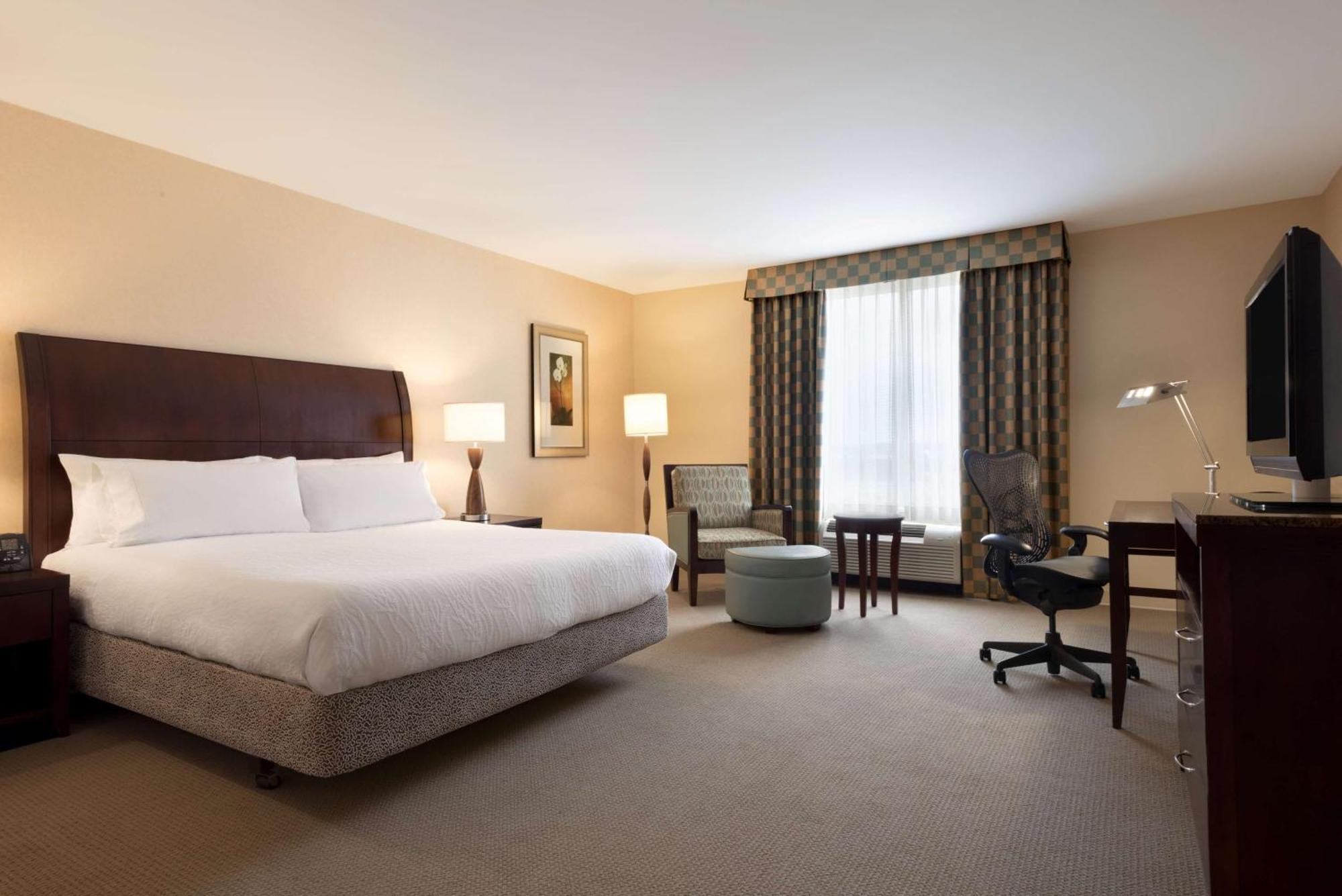 Hilton Garden Inn Dulles North Ашберн Экстерьер фото